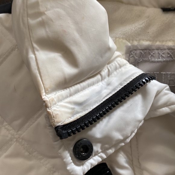 Guess White Quilted Jacket - Picture 6 of 7